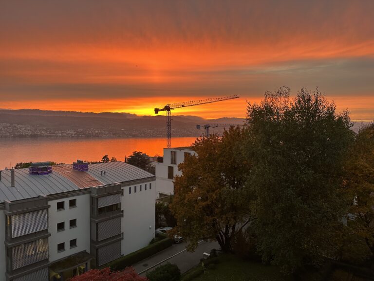 Eine Entdeckung an der Schipfe und der Turm von Montaigne